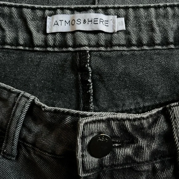 Sz 16 ATMOS&HERE STREETWEAR Gray Denim Urban Mini Skirt Frayed Detail’s - Picture 3 of 5